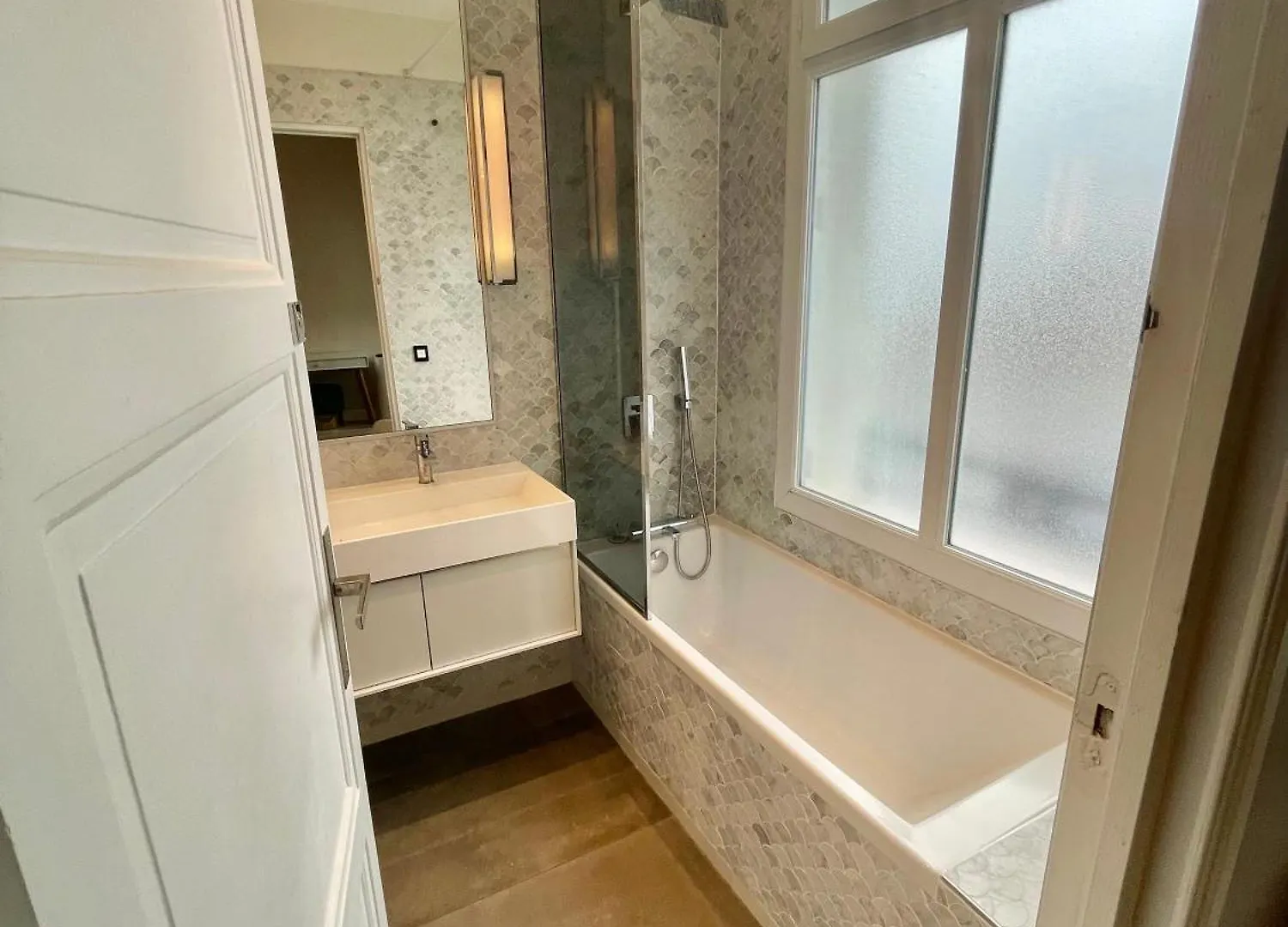 Luxury Apartment Times Square District Paris